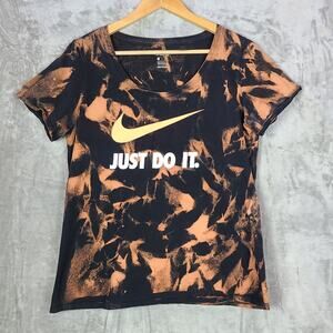 The Nike Tee Athletic Cut Bleach Tie Dye T-Shirt Swoosh Just Do It Womens Size M